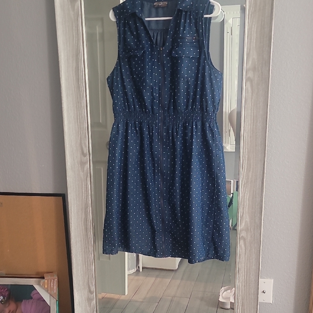 Elegant Blue and White Mini Dress for a Bold Look